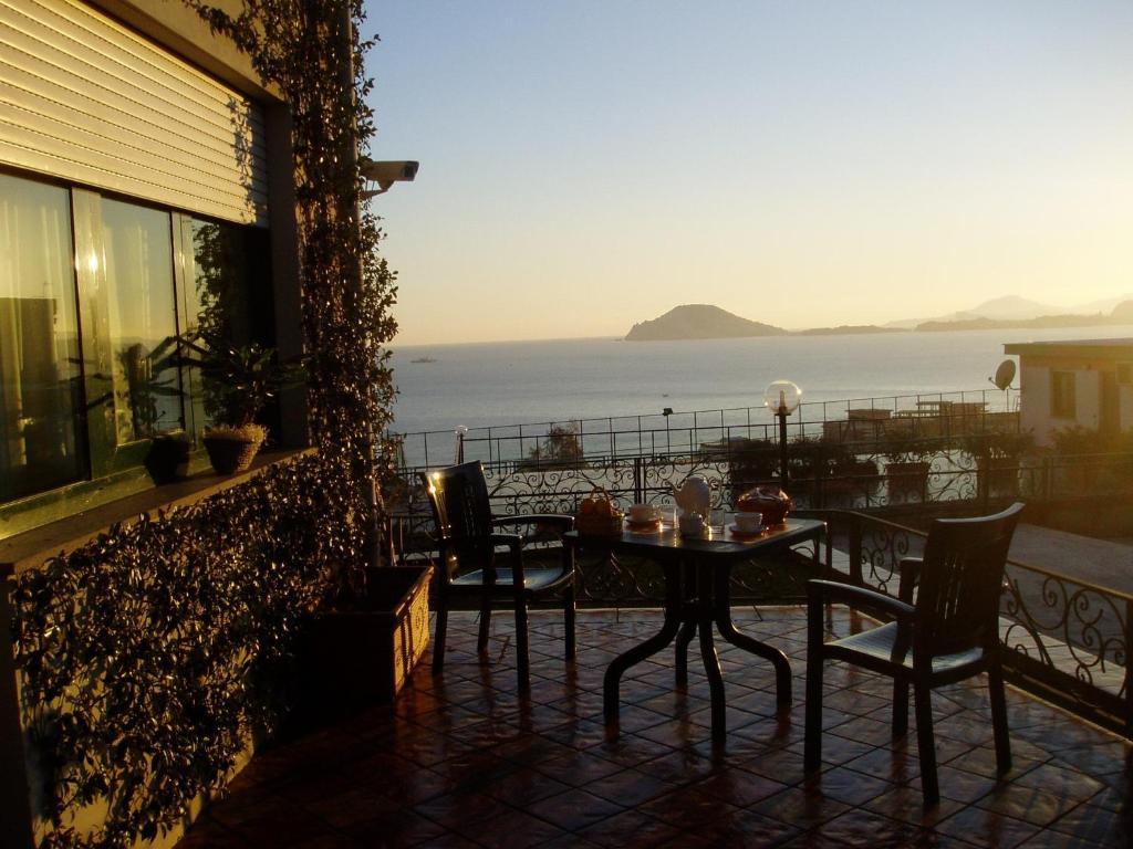 Miramare Residence Pozzuoli Kültér fotó